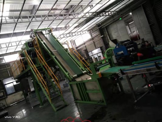 Хорошая цена Серия охлаждающей машины 16мм листа СГС резиновая с фильма резиновой смеси охладителя онлайн