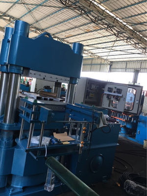 Хорошая цена Для производства резиновой продукции используется полуавтоматическая резиновая вулканизирующая пресс-машина 1200×600 мм онлайн