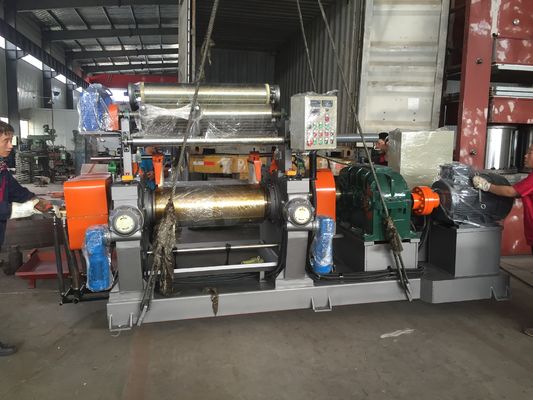 Хорошая цена Маленький заводская цена резиновый смеситель с роликом диаметром 300 мм для фабрики малой партии производства онлайн