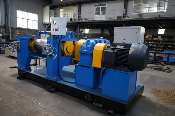 Хорошая цена Автоматическая машина для смешивания резины с переключателем безопасности, стабильной работой и охлажденным литейным роликом для промышленного использования онлайн