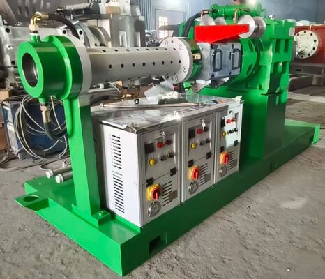 Хорошая цена Машина для экструдирования резины с шиной винта 120 мм с мощностью производства 60-150 кг/час онлайн